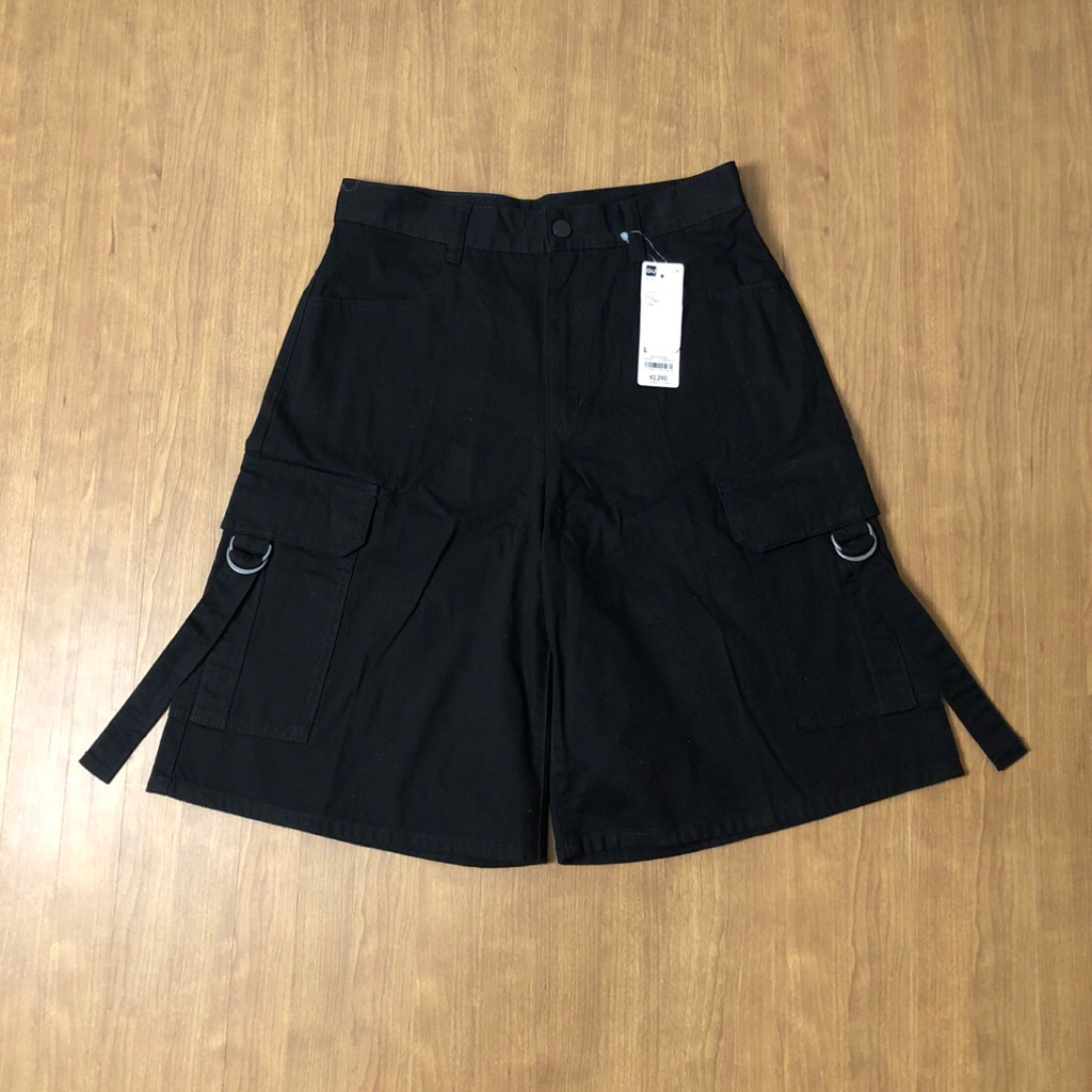 Celana Cargo Pendek Uniqlo GU Black