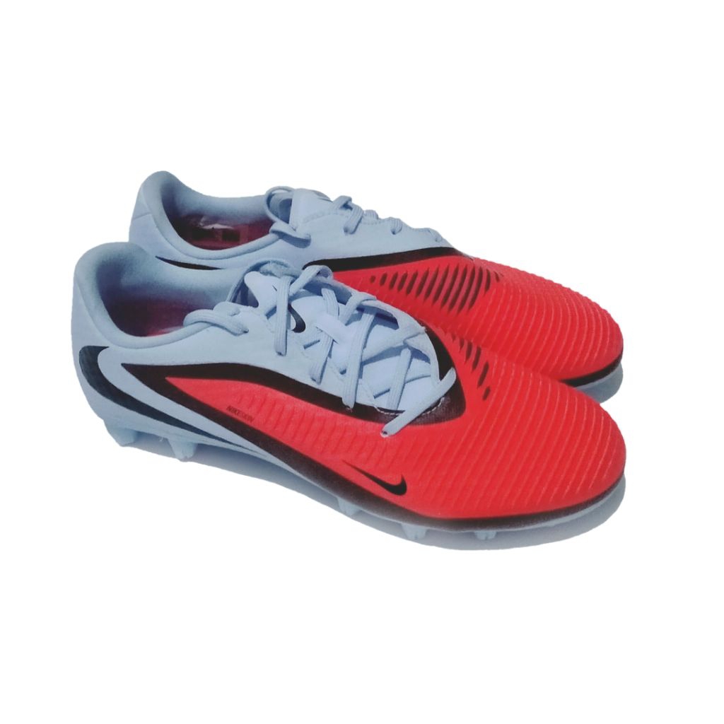 Sepatu Sepakbola Nike Phantom 6 Low Academy HG
