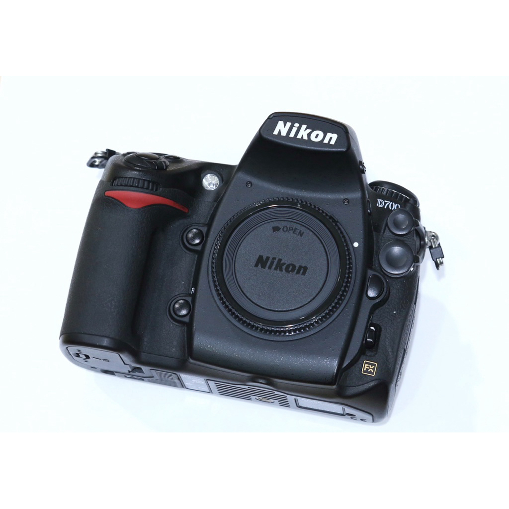 NIKON D700 Body Only . Mulus Murah