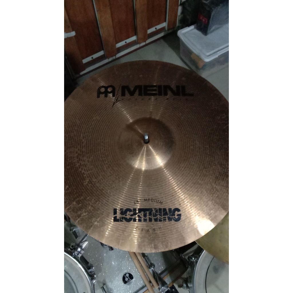 Cymbal crash Meinl Lighting 18 inch bekas