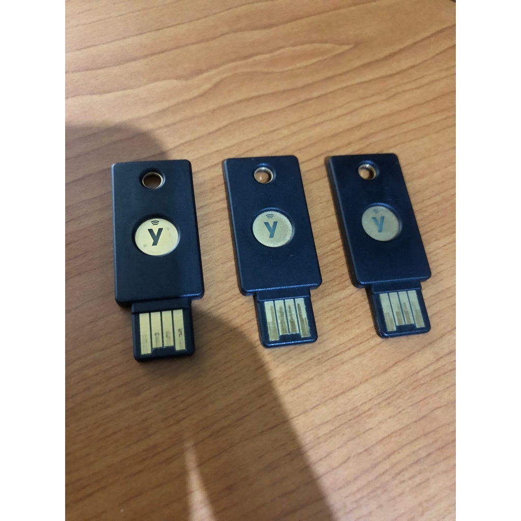 (Private) Yubico YubiKey 5 NFC