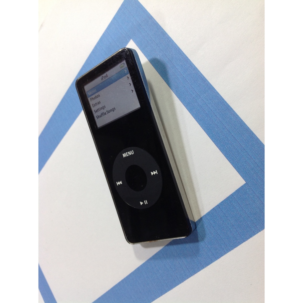 1st 1gb black ipod nano kqupr not ipod classic