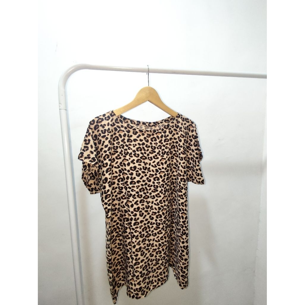 One set Leopard Pendek Wanita