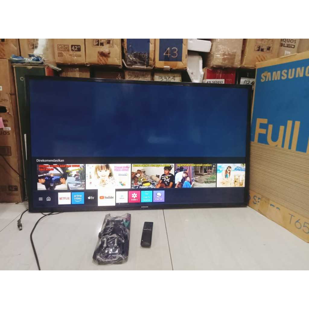 SMART TV SAMSUNG 43In FHD Sudah Bisa Youtube Digital TV Kondisi bekas pemakaian 6201F