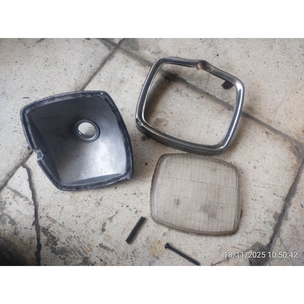 Lampu Depan Yamaha v80 Original