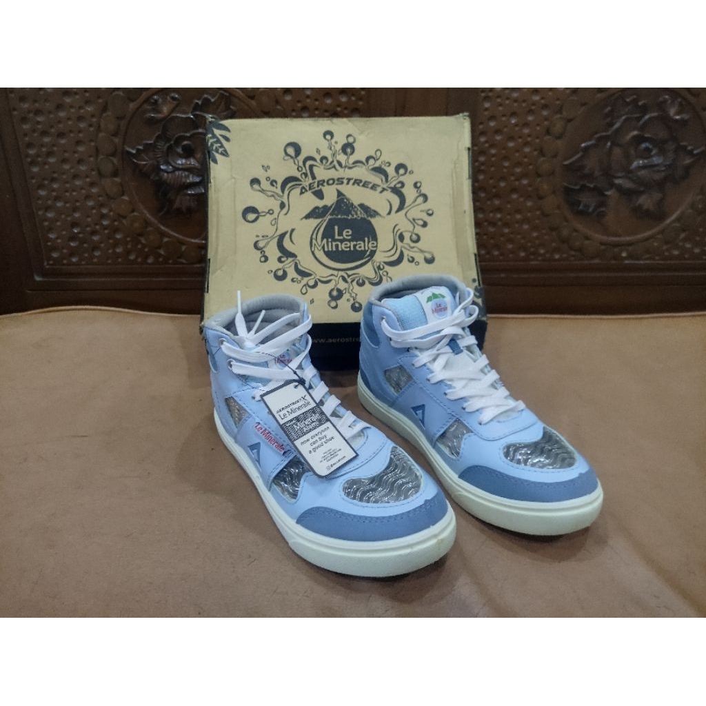 Aerostreet X Lee Mineral