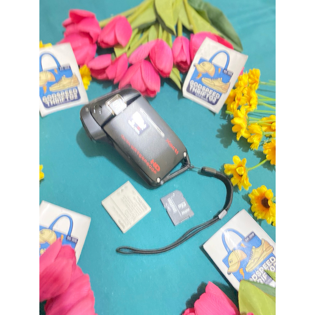 Camera Digital Sanyo Xacti VPC-CA9 Black series 9.1 MegaPixels 5x Optical Zoom Waterproof Cam