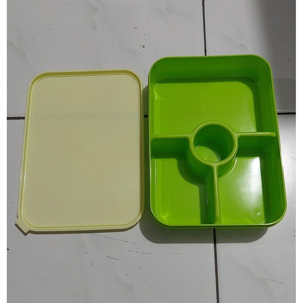 TEMPAT BEKAL OWL PLAST / KOTAK BEKAL / KOTAK MAKAN 4 SEKAT 15CM X 21CM x 5CM