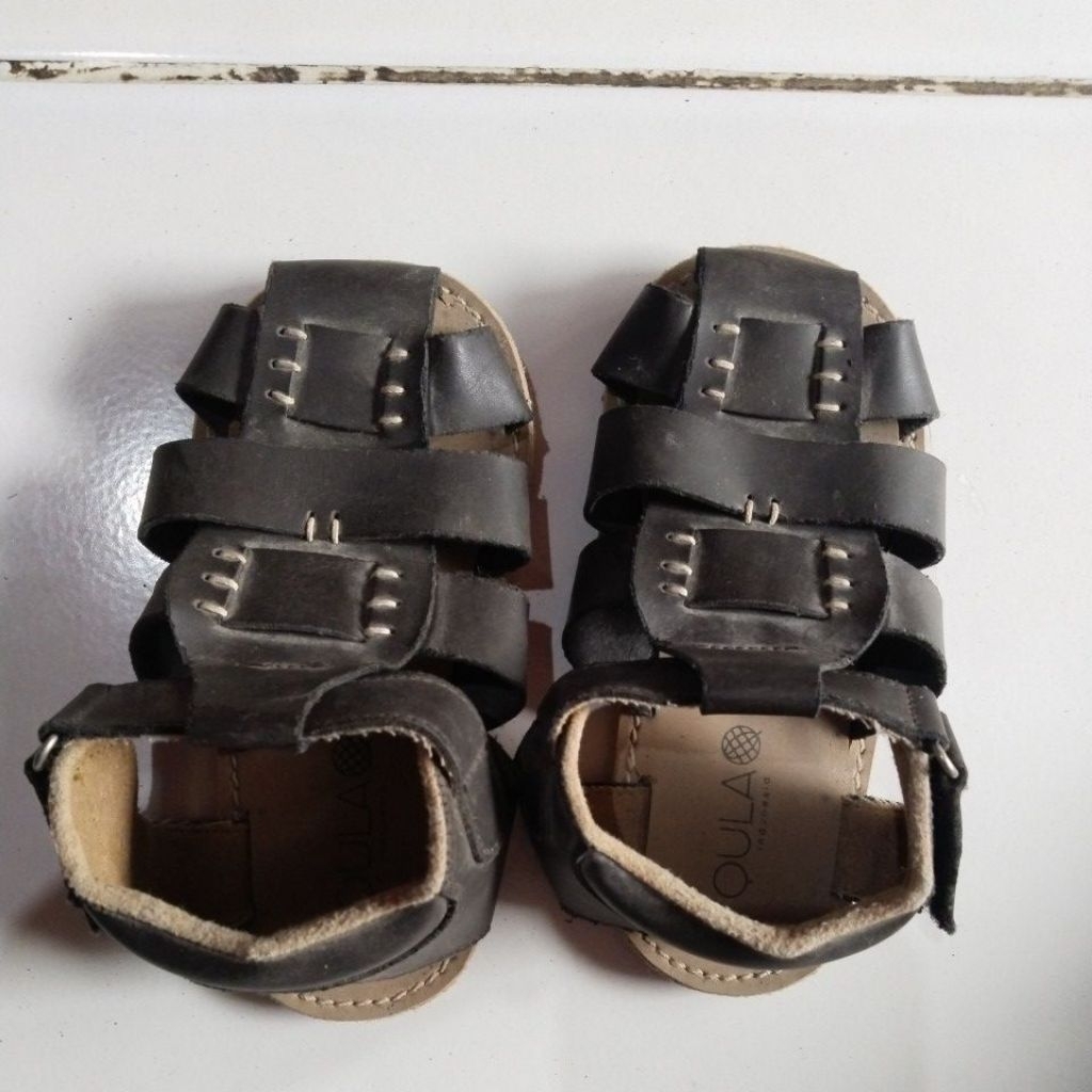 Sepatu Anak QULA casual (preloved)