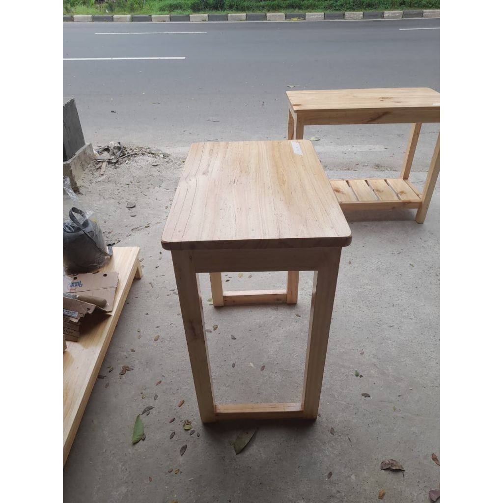 meja minimalis 80x40x75