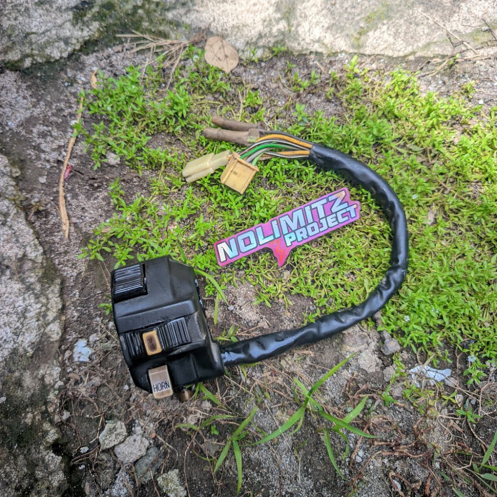 Holder kiri satria lumba/hiu