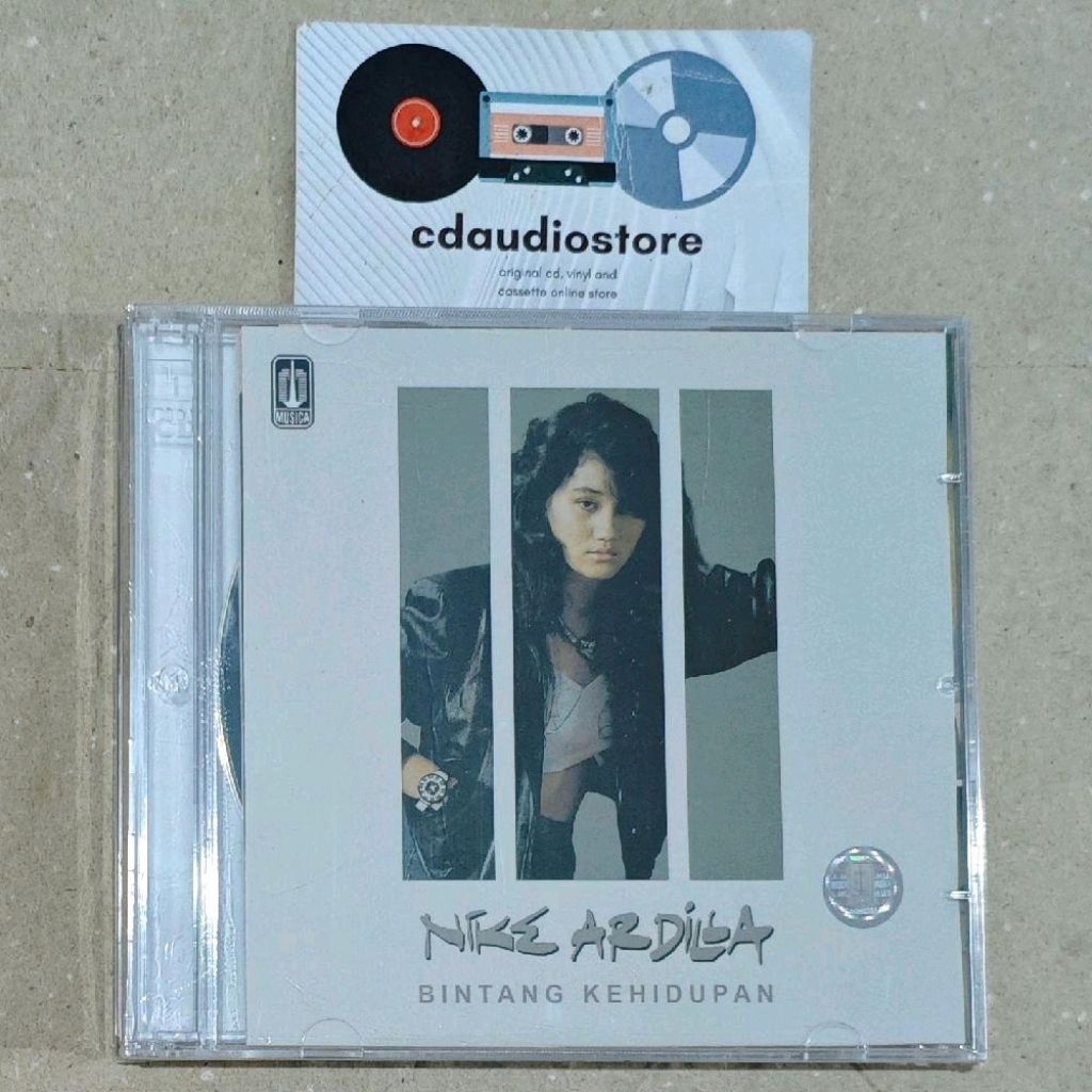 CD NIKE ARDILLA - BINTANG KEHIDUPAN