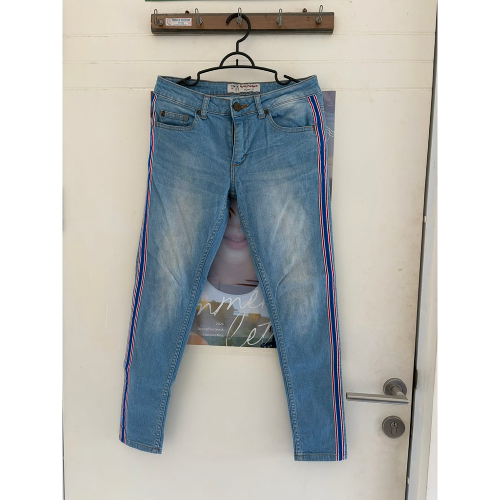 PRELOVED CELANA JEANS WANITA HUSH PUPPIES SIZE 28
