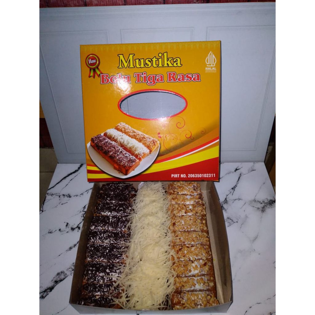 Bolu 3 Rasa Mustika Coklat Keju Kacang