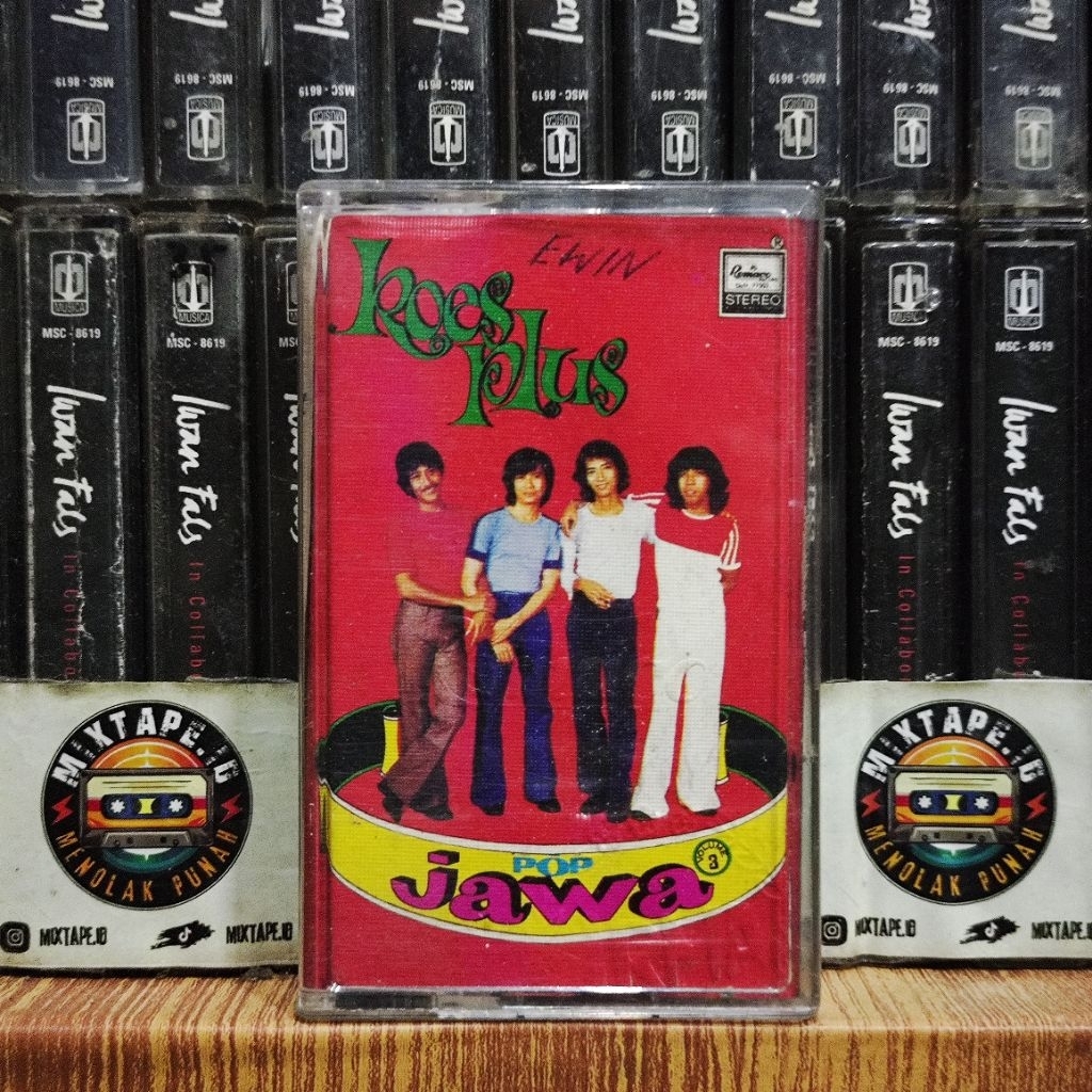 Kaset - Koes Plus - Pop Jawa 3 - Kaset Pita - Radio Tape - Radio - Pemutar Kaset - Retro - Classic -