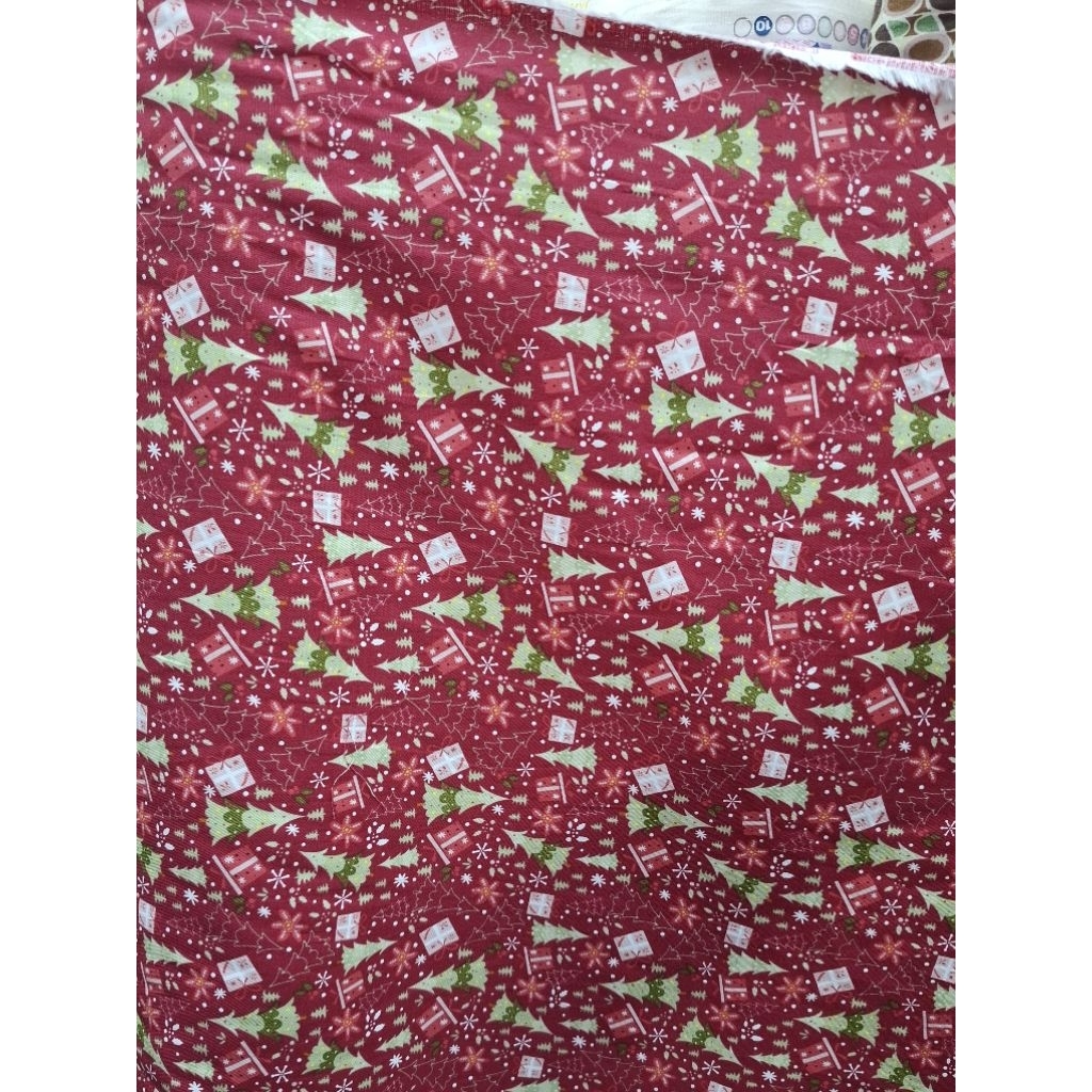 KAIN METERAN KATUN JEPANG MOTIF NATAL CHRISTMAS TREE TOKAI SENKO