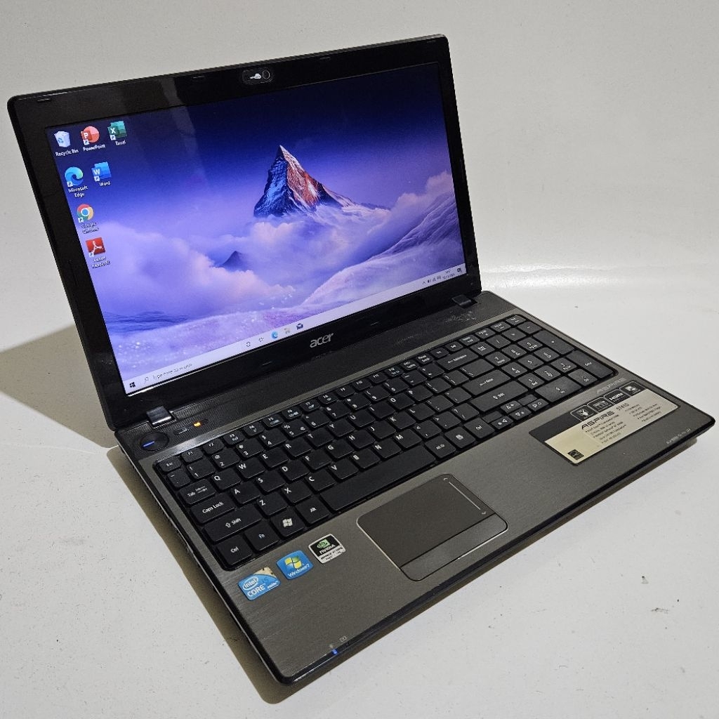 laptop Vga Nvidia - Acer aspire 5741G Core i5 - Layar 15,6 inc