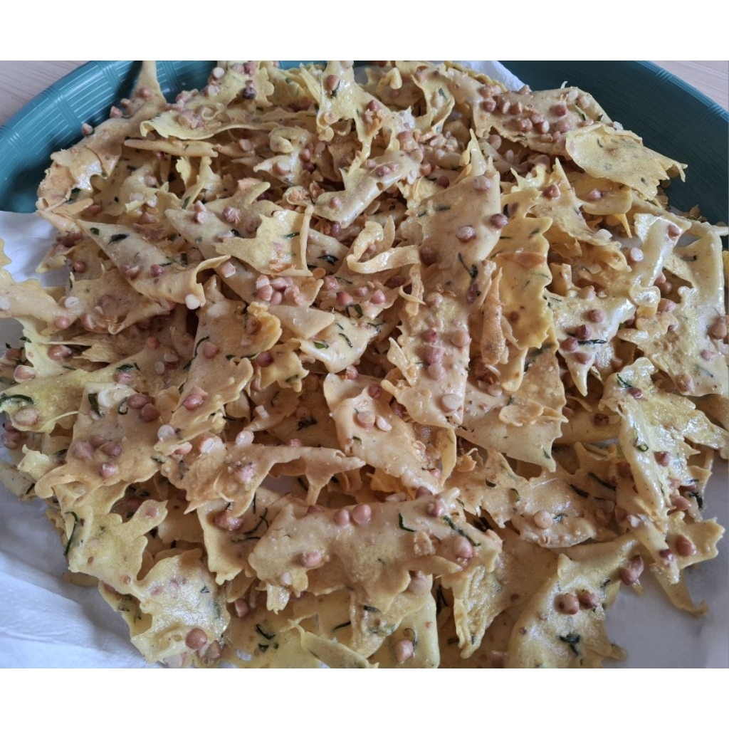 peyek kacang tanah,peyek kacang ijo,peyek rebon