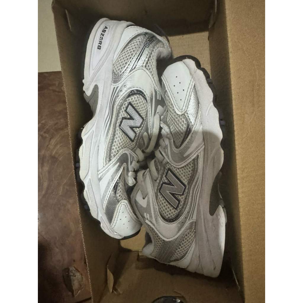 Sepatu New Balance anak Preloved