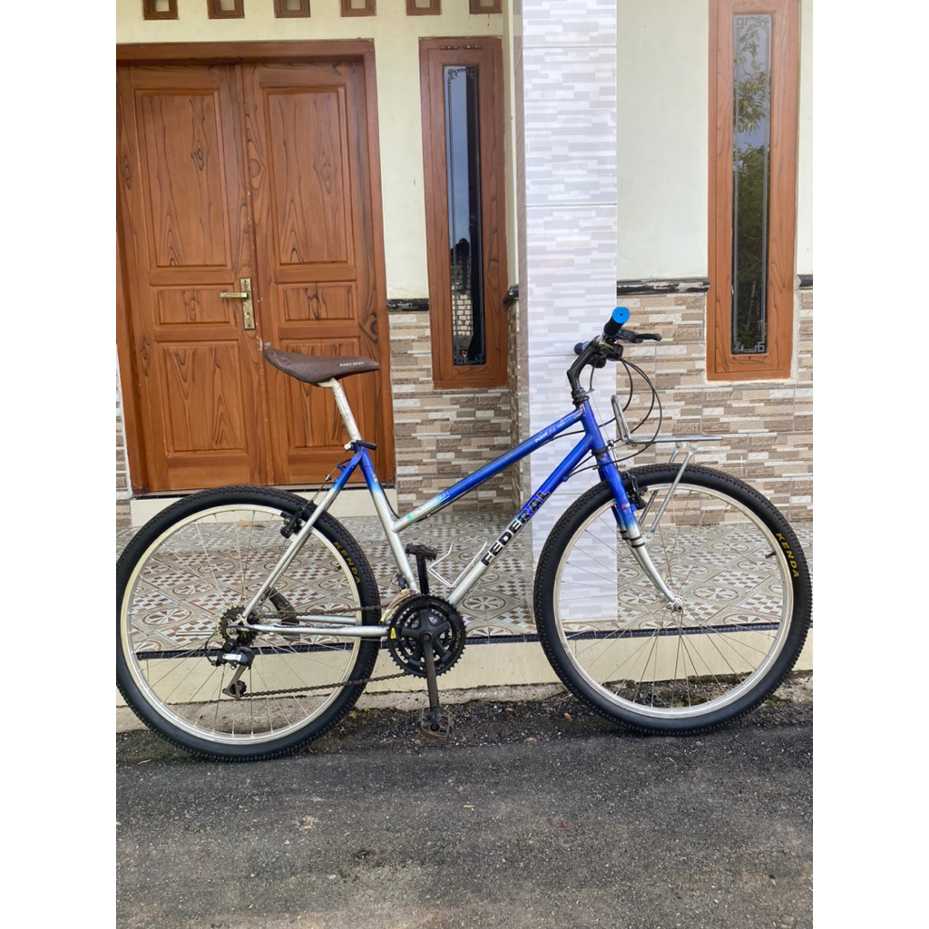 Federal Pussycat SS Pathfinder original paint