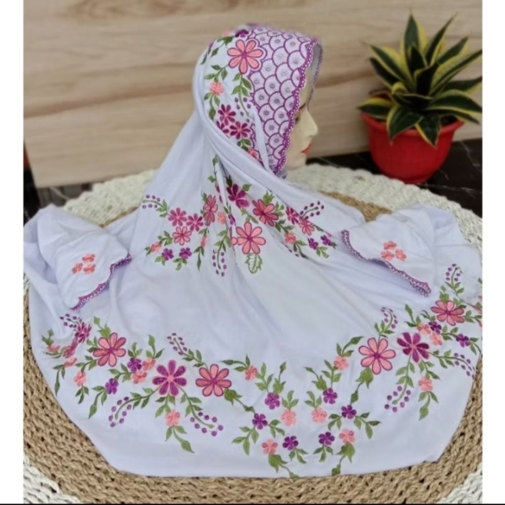 Mukena Terusan Bordir Rukuh Simple Putih Langsungan
