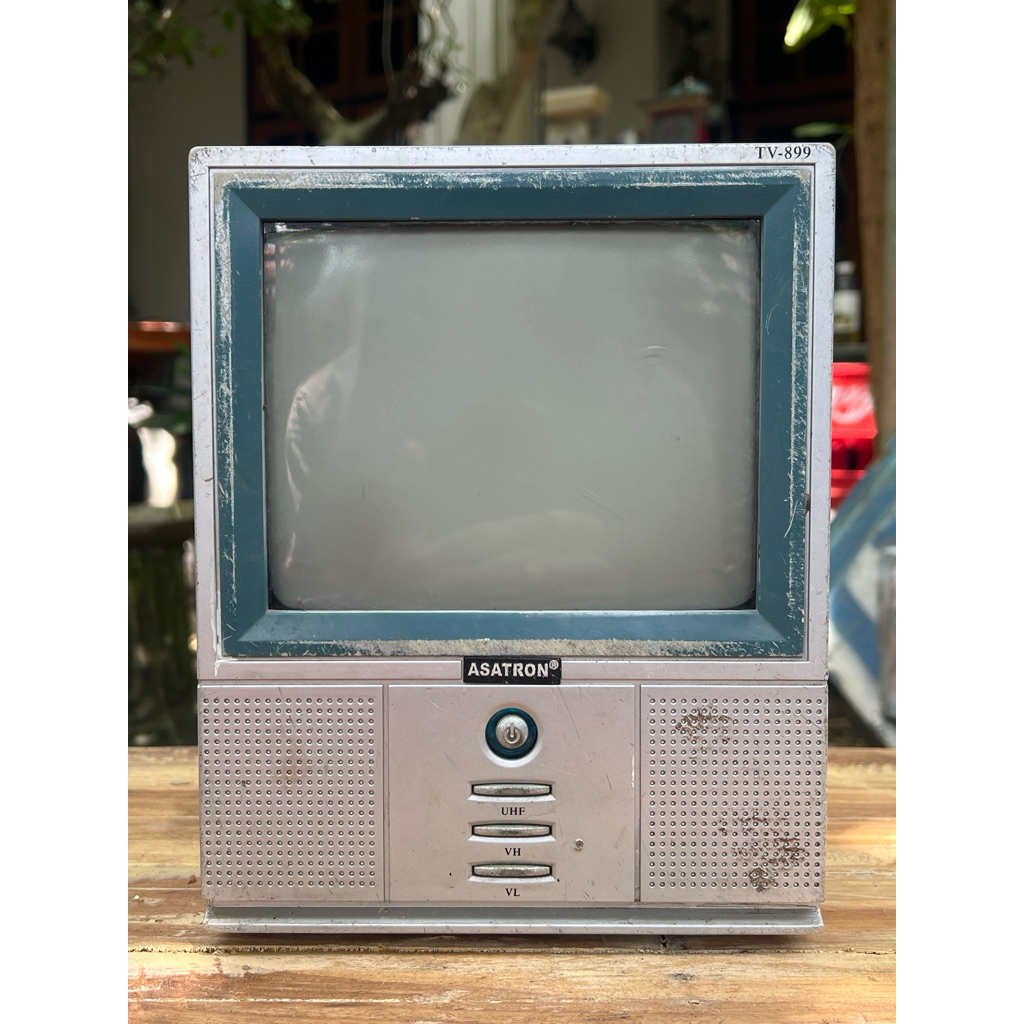 Personal Television Televisi TV Mini UHF / VH / VL Silver, Asatron TV-899
