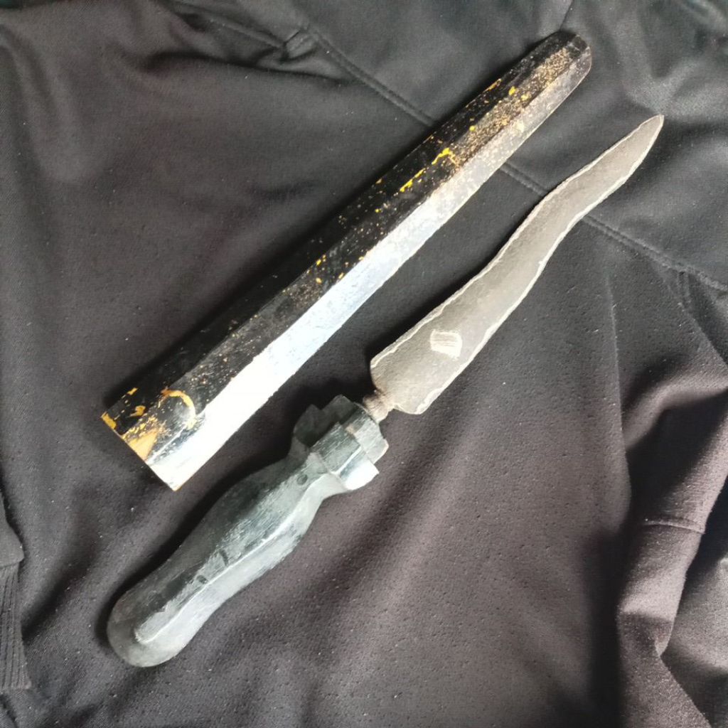 ageman aji pamor wengkon tambal jimat