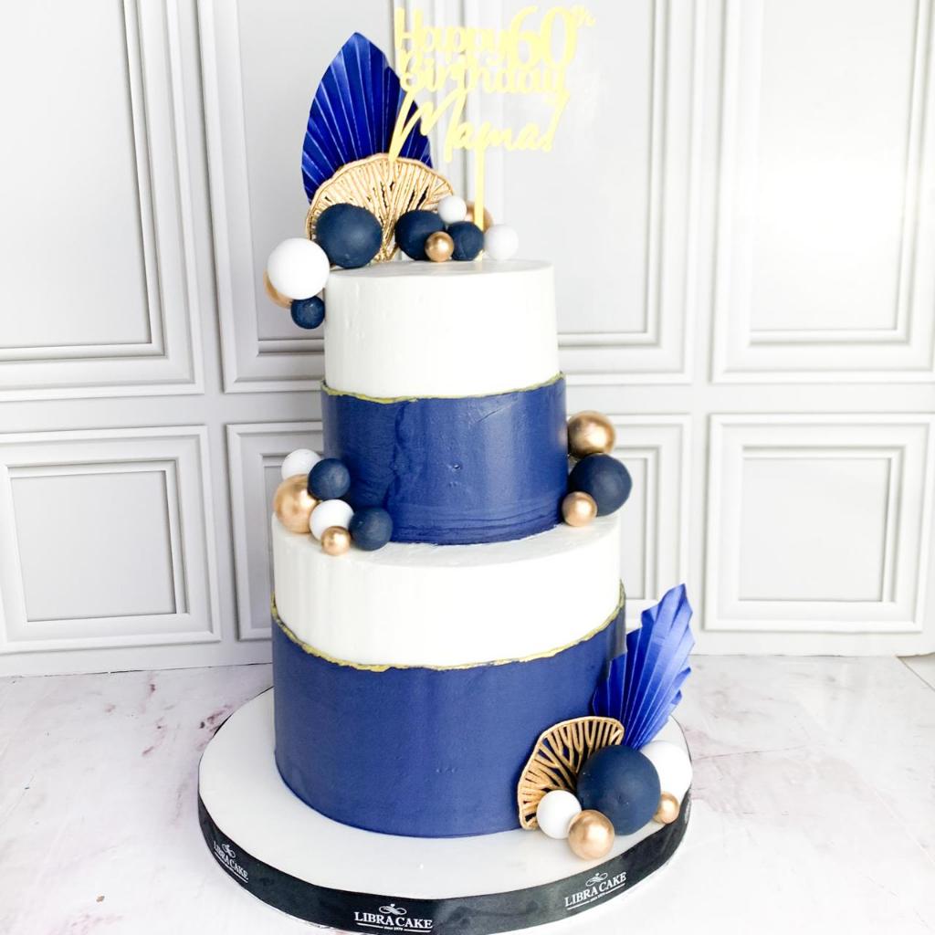 Kue Ulang Tahun/Birthday Cake/Kue Ultah tema Blue/Kue Ultah 2 Tingkat/Kue Birthday Jakarta