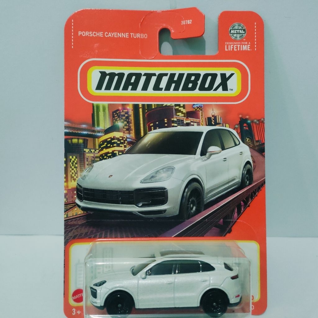 Matchbox Porsche Cayenne Turbo putih Diecast