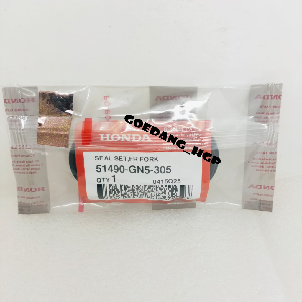 Seal Shockbreaker Set (plus tutup) 26X37X10.5 ORI AHM 51490GN5305