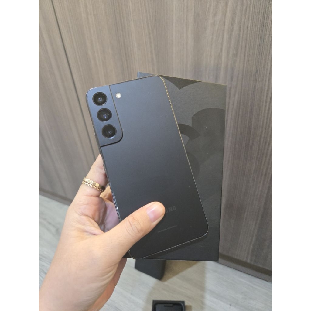 Samsung S22, 8/128, Fullset, sein, seken