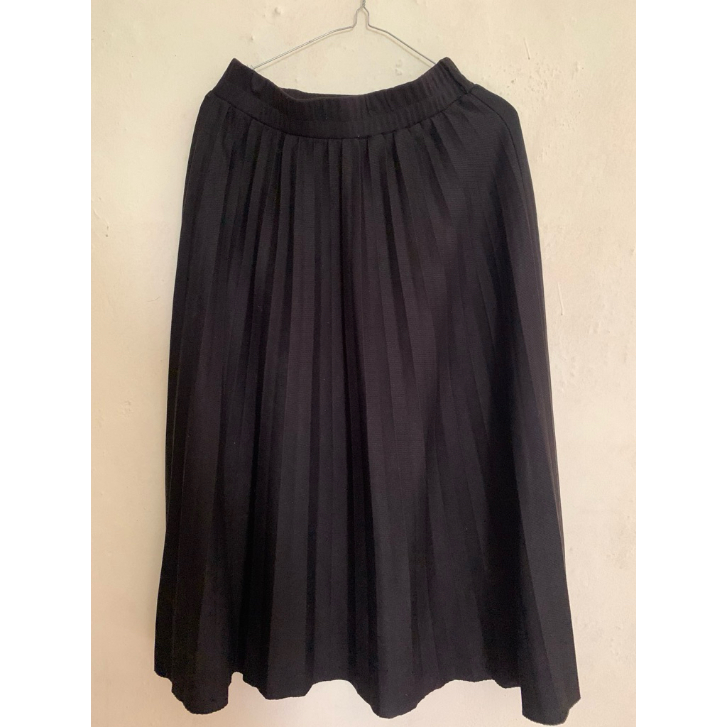 PRELOVED 095 - Rok Plisket Mississippi Ladies