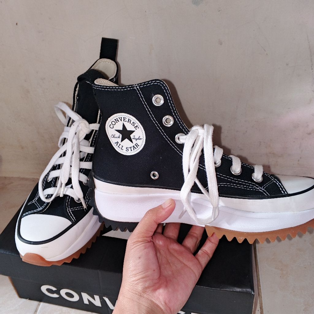 sepatu converse wanita original