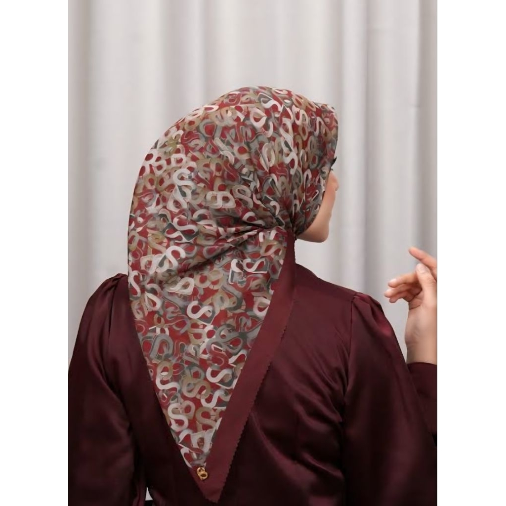 NEW Samla Series Buttonscarves Festive Parfume