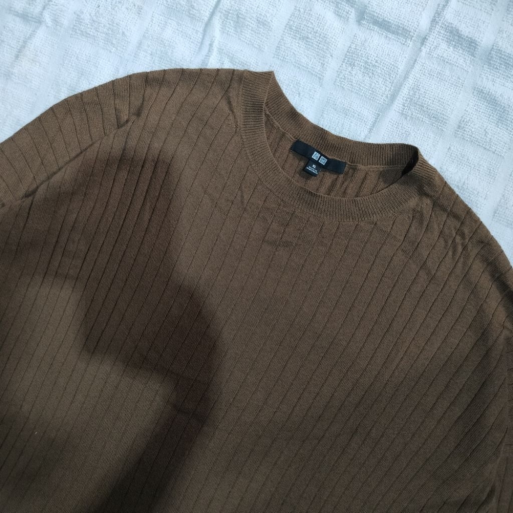 Knitwear Rajut Uniqlo Lidi Caramel (L / ld 118)