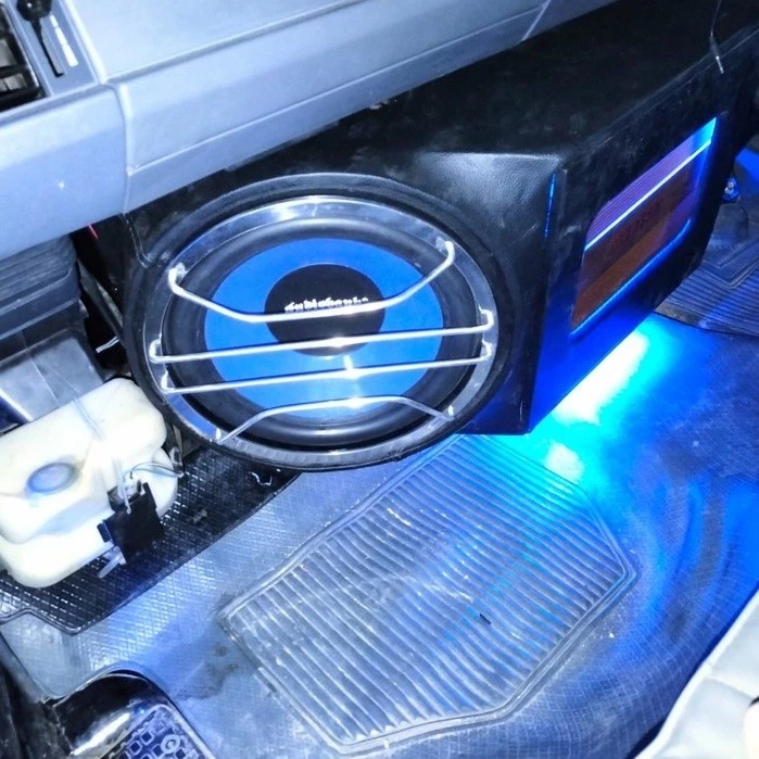 Box Subwoofer Laci Dashboard 10 Inch 12 Inch L300