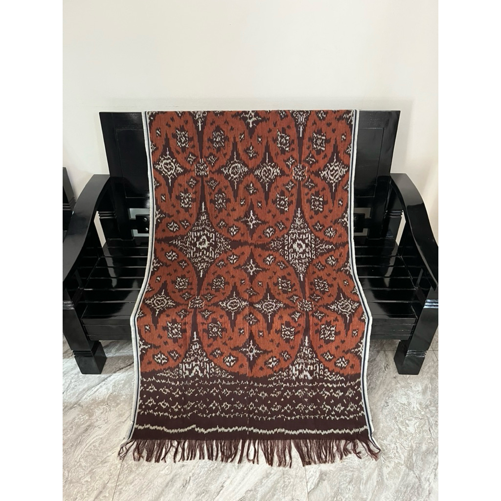 Saput bali tenun blanket