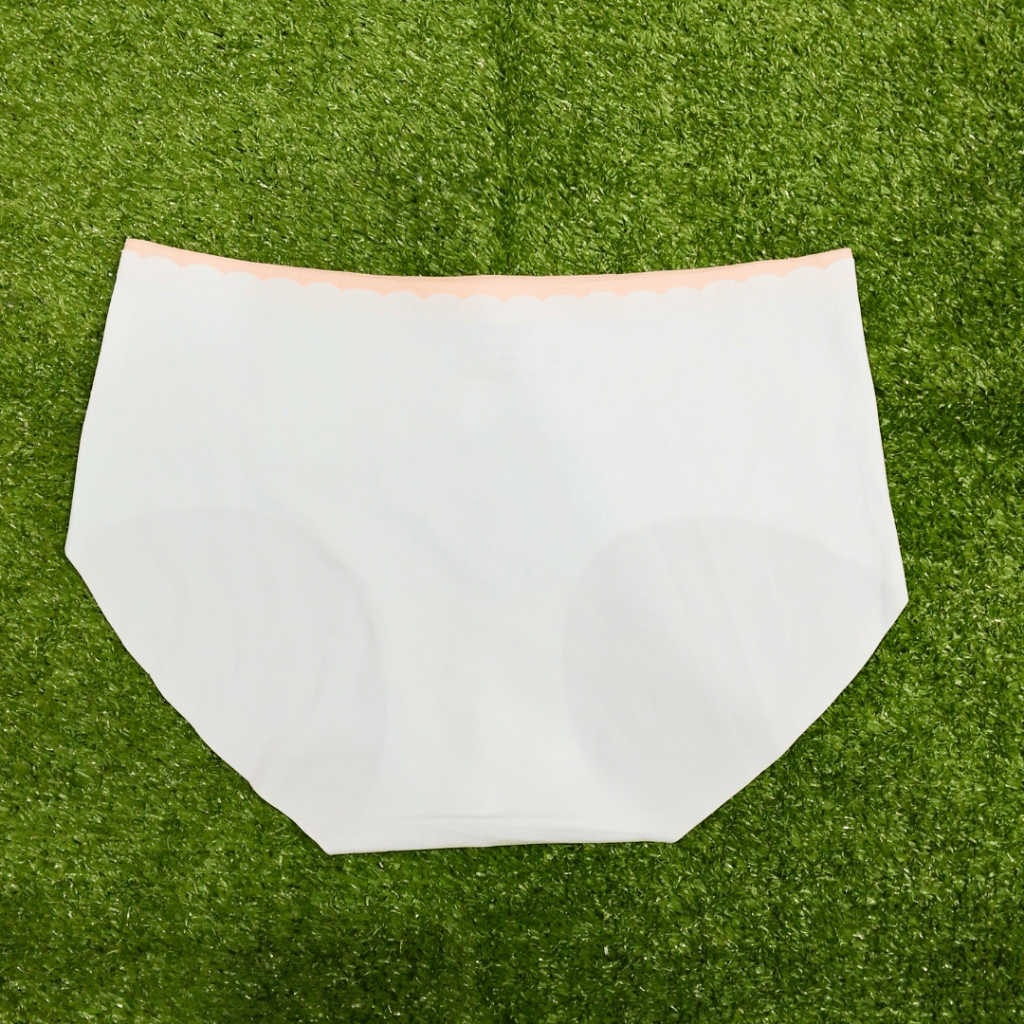 Celana Dalam Wanita Elena Seamless Premium Tanpa Jahitan Mid Waist Polos Unlined Ice Silk Super Lemb