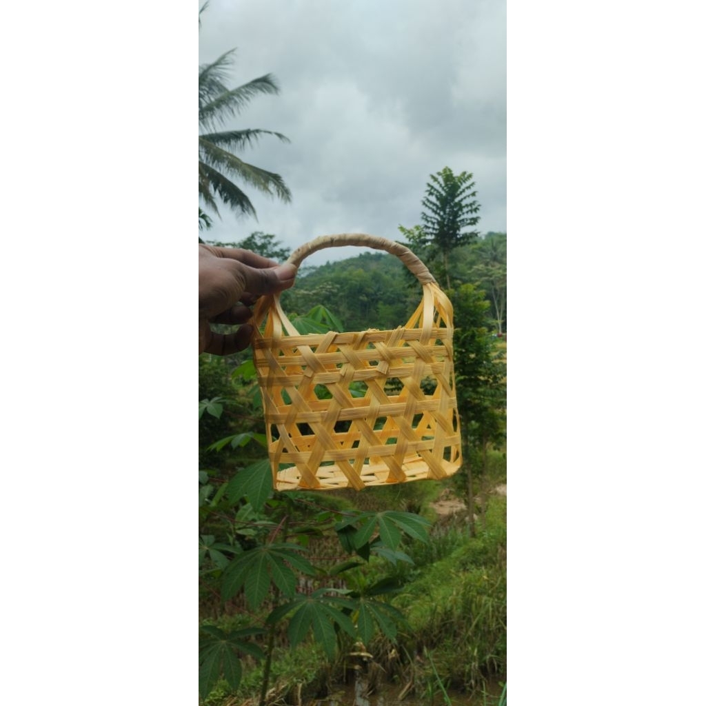 Tas anyaman bambu 15×10×12muat 2toples