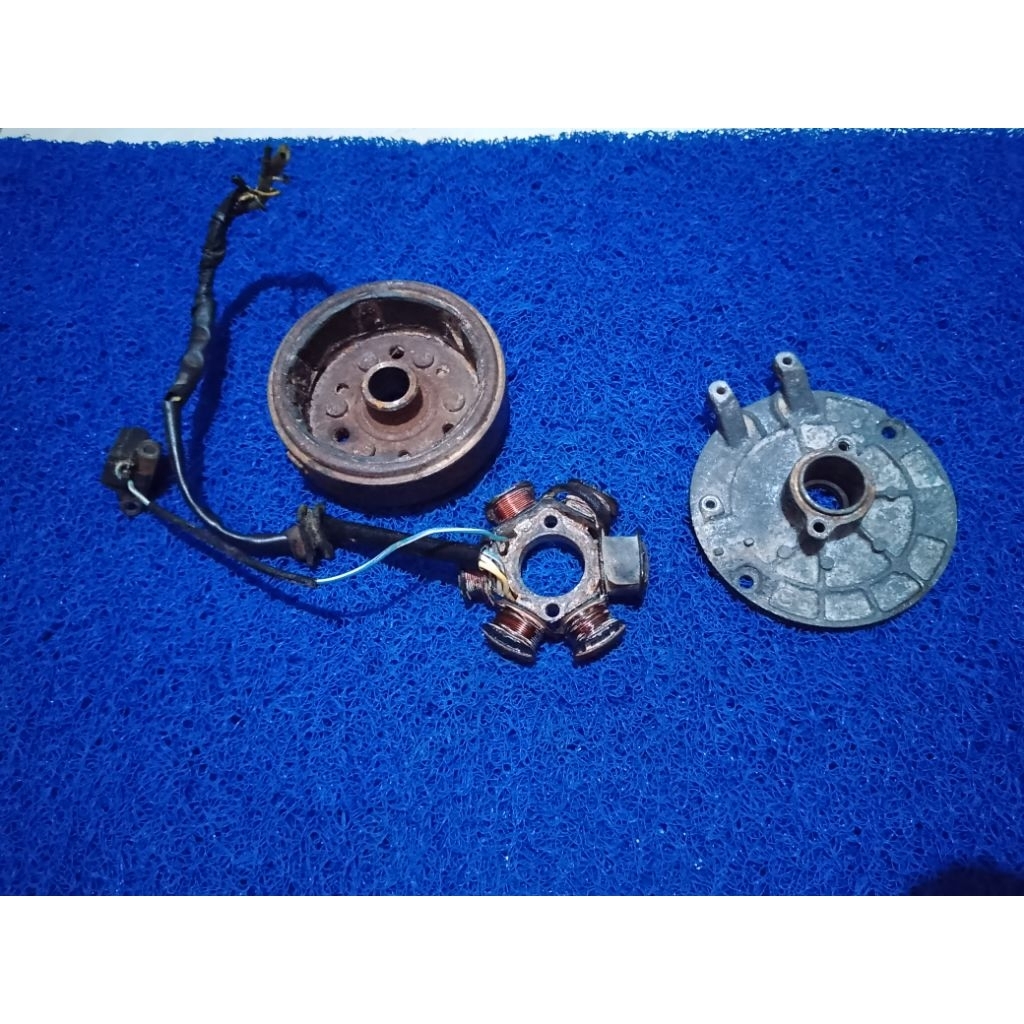 ecer spul magnet dudukan Honda Astrea grand engkel original