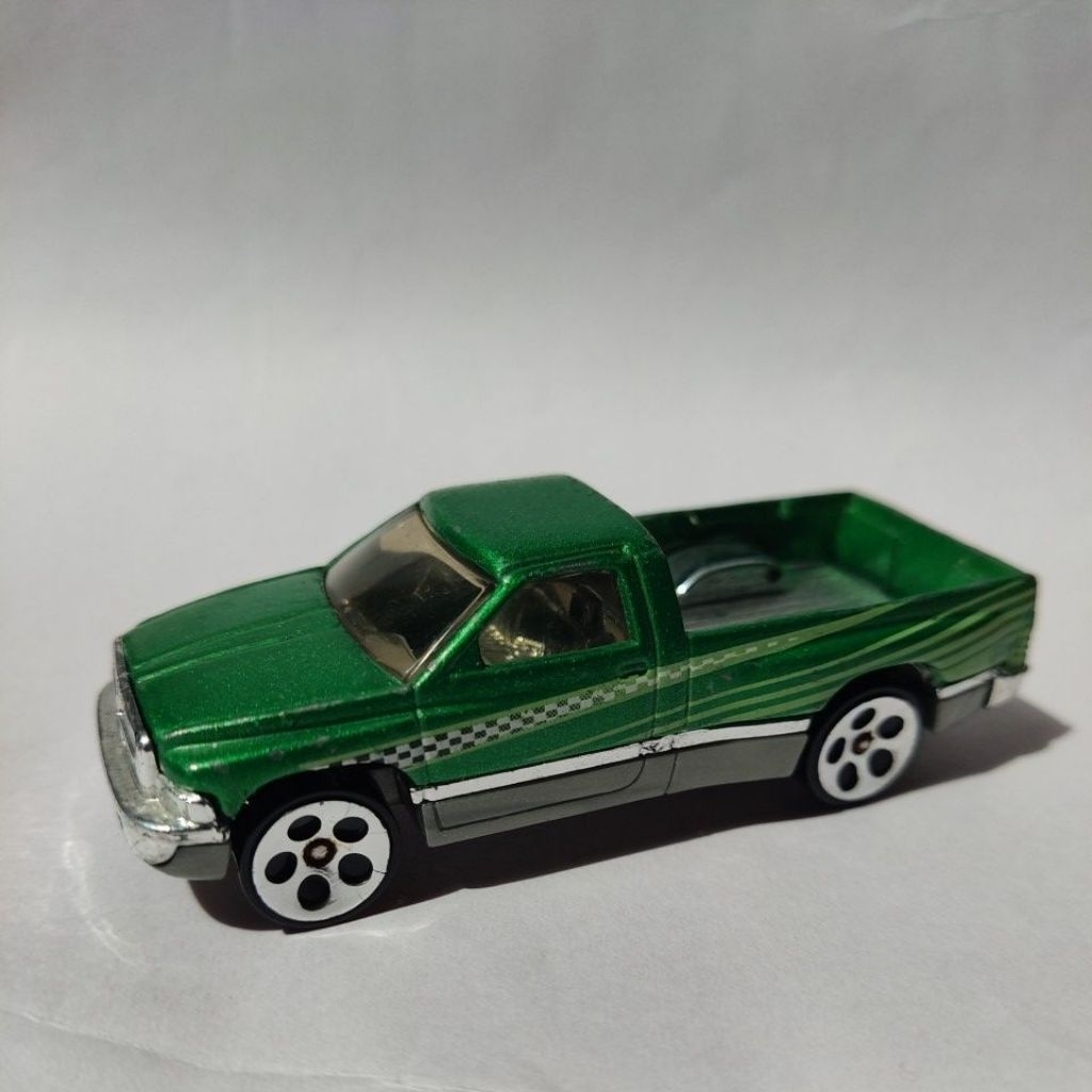 Loose Hot Wheels Dodge RAM 1500