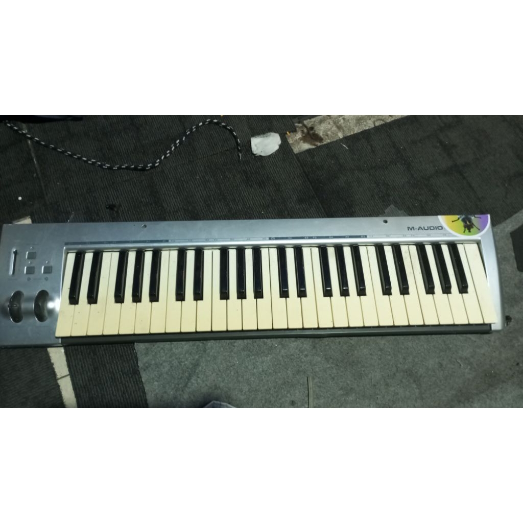 Midi Controller M-Audio KeyRig 49 (Second)
