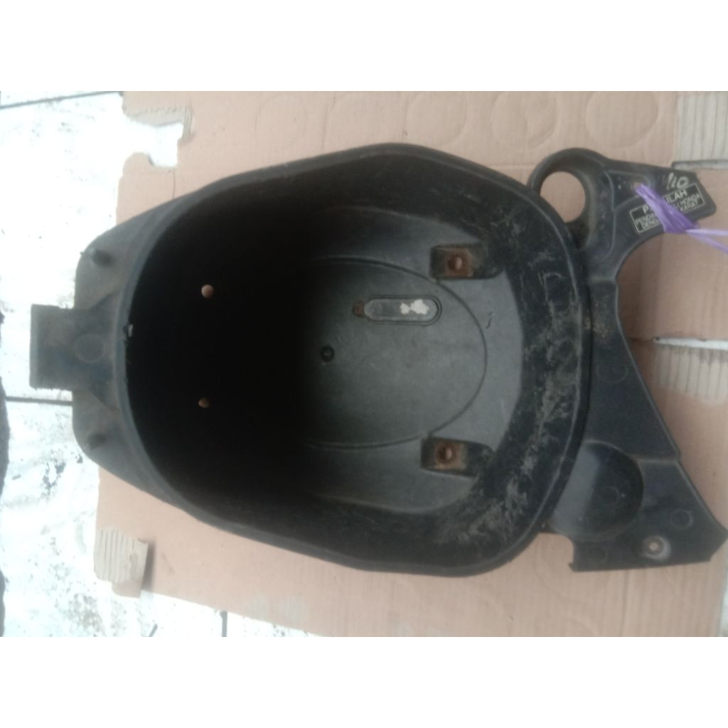 box.box.bagasi.jok.motor.Honda.vario.110.karbu/second/orginal