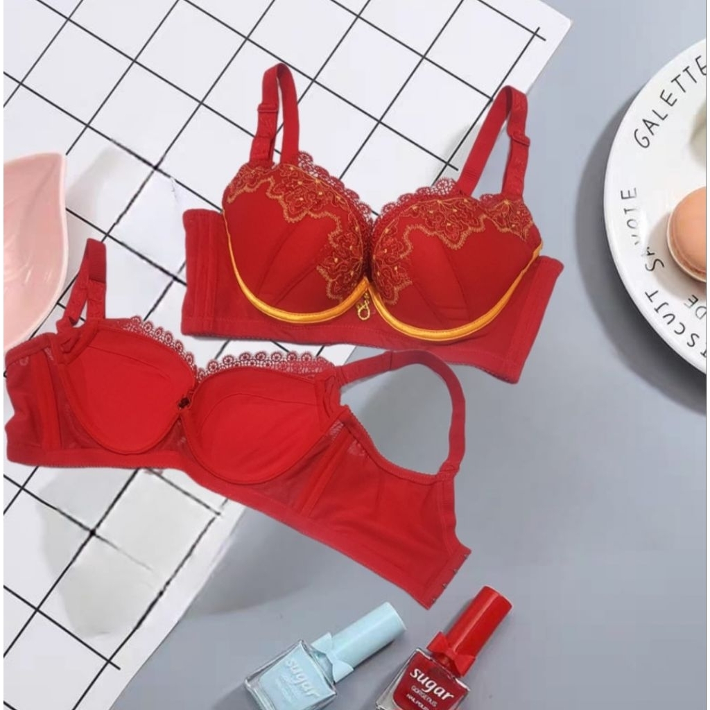 Bra Wanita Kawat Bh Fashion Cup B Busa Sedang Kait 4 bh 1372