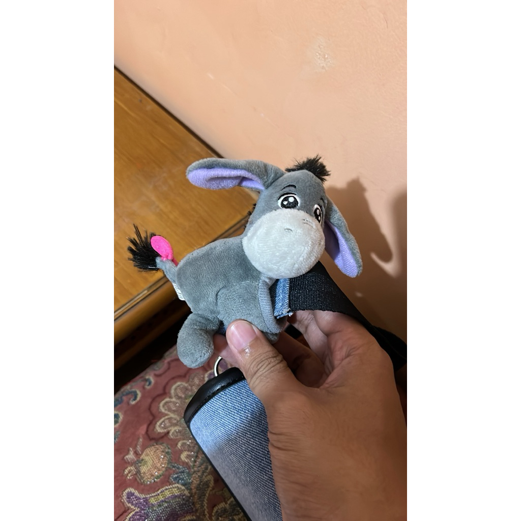 gelang boneka eeyore winnie the pooh brand disney