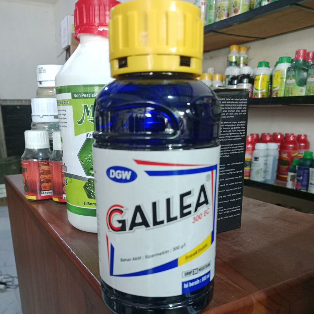 Insektisida GALLEA 300EC.Bahan Aktif:Sipermetrin 300g/l.kemasan 500ml