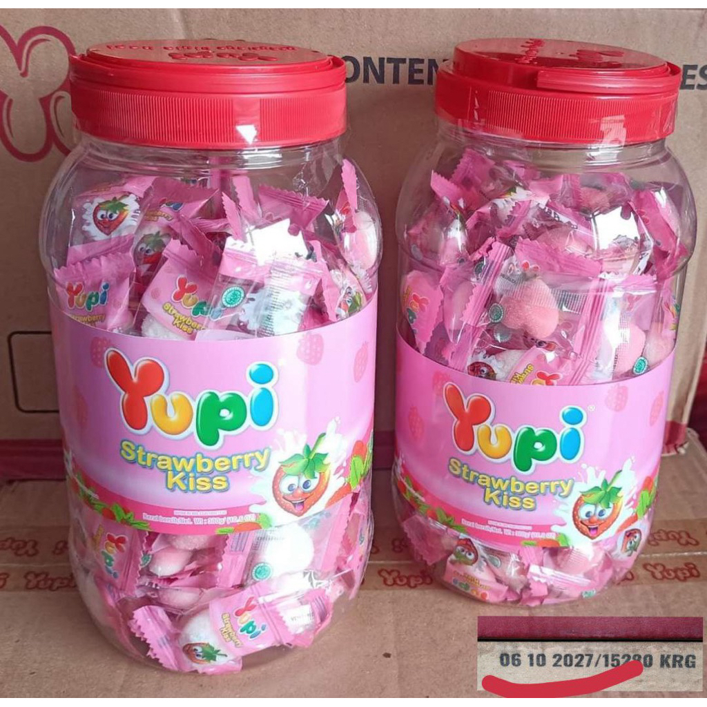 PERMEN YUPI STRAWBERRY KISS 1 KARTON ISI 6 TOPLES