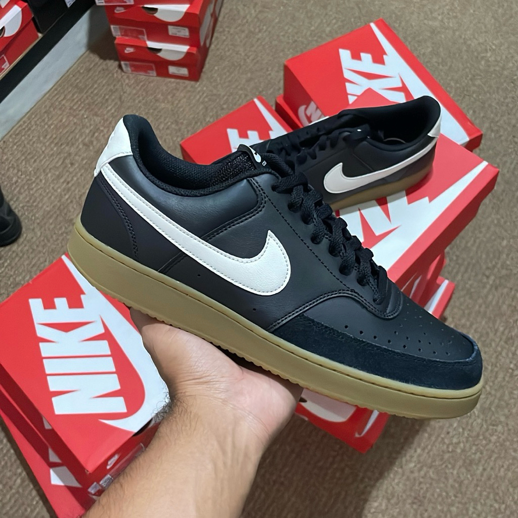 Nike Court Vision Black / Gum