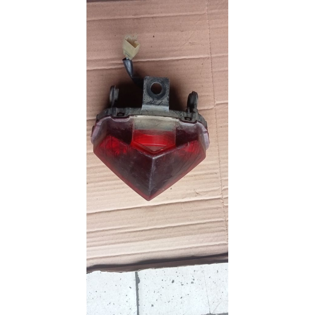 LAMPU STOP BELAKANG VIXION NEW SECOND ORIGINAL