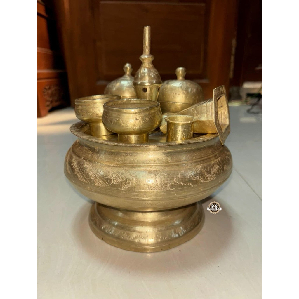 Kinangan bokor ukir kuningan lawas